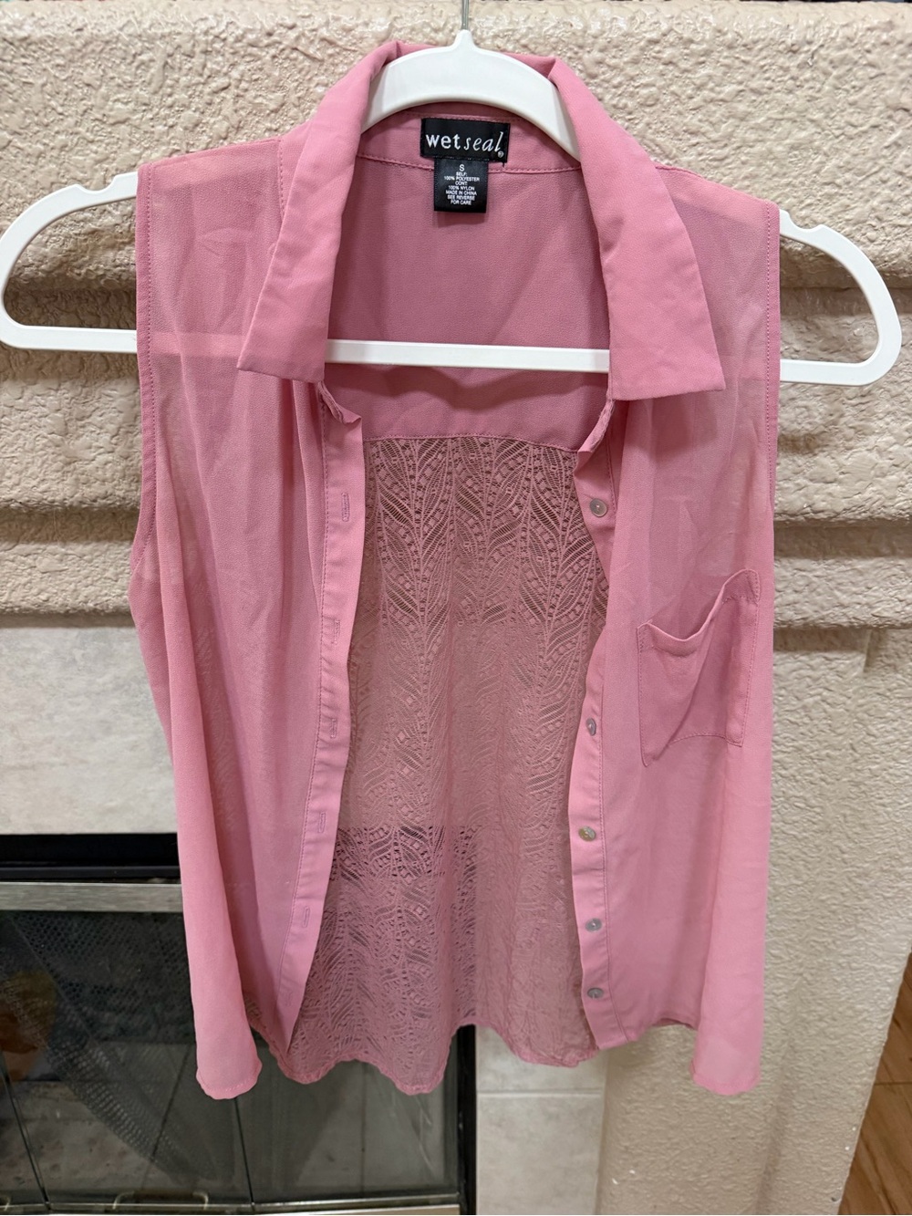 Wet Seal Rose Pink Sleeveless Button-Front Lace-Back Blouse